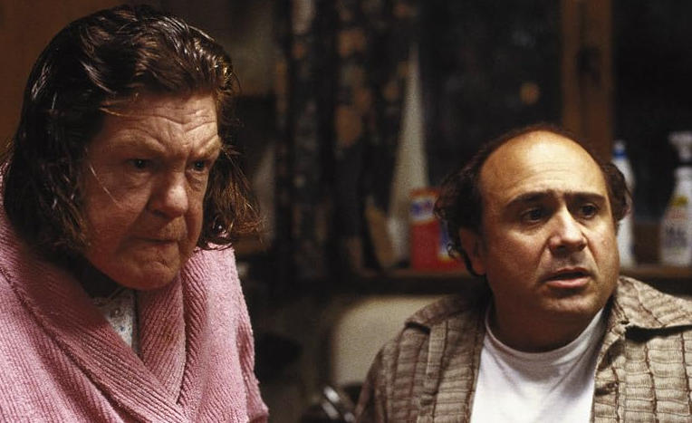 actress from throw momma from the train