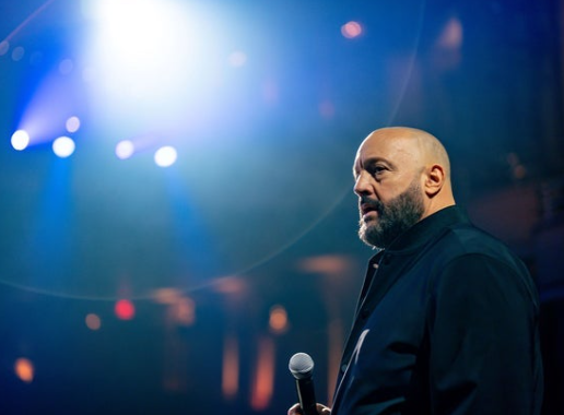 kevin james comedy show